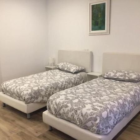 Rooms H Skyline Alcorcon Bagian luar foto