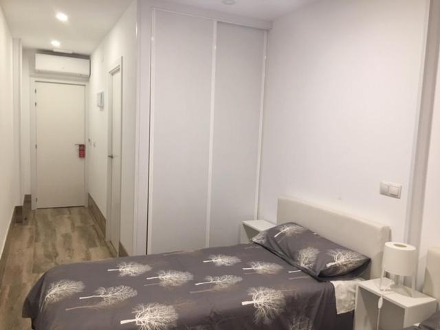 Rooms H Skyline Alcorcon Bagian luar foto